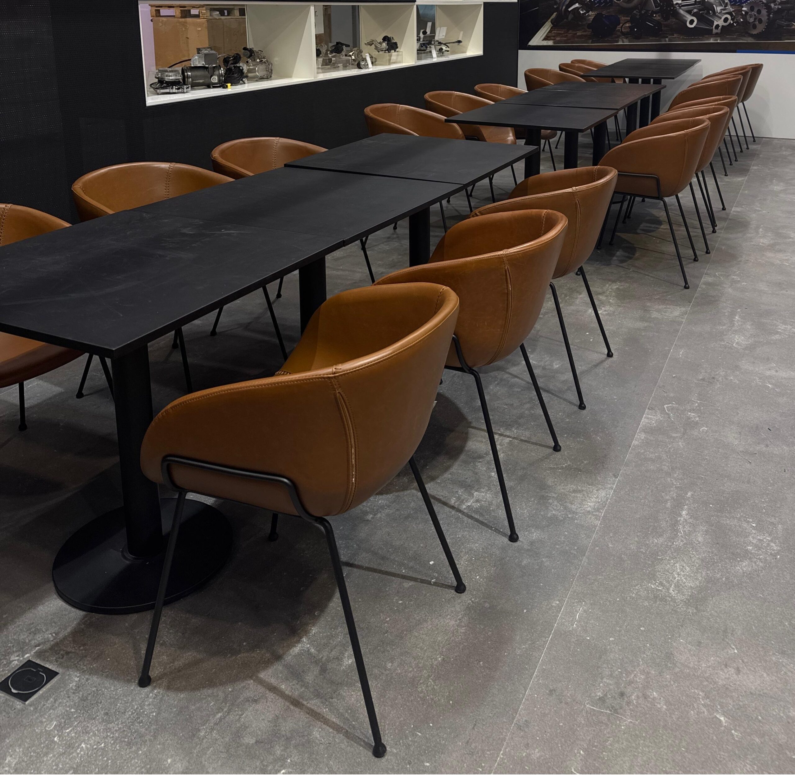 Feston Chair, brown Feston Chair, brown
